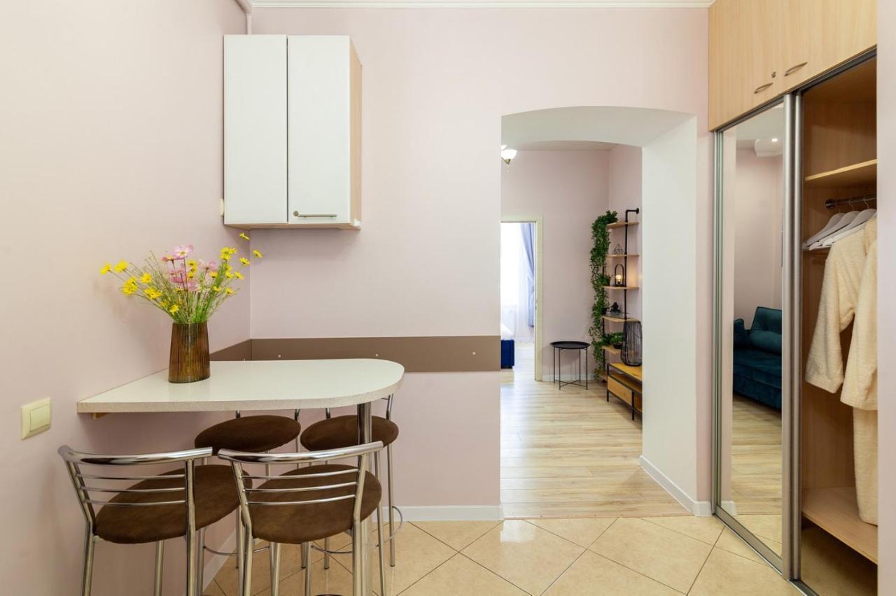 Avangard Magnus Apartment 利沃夫 外观 照片
