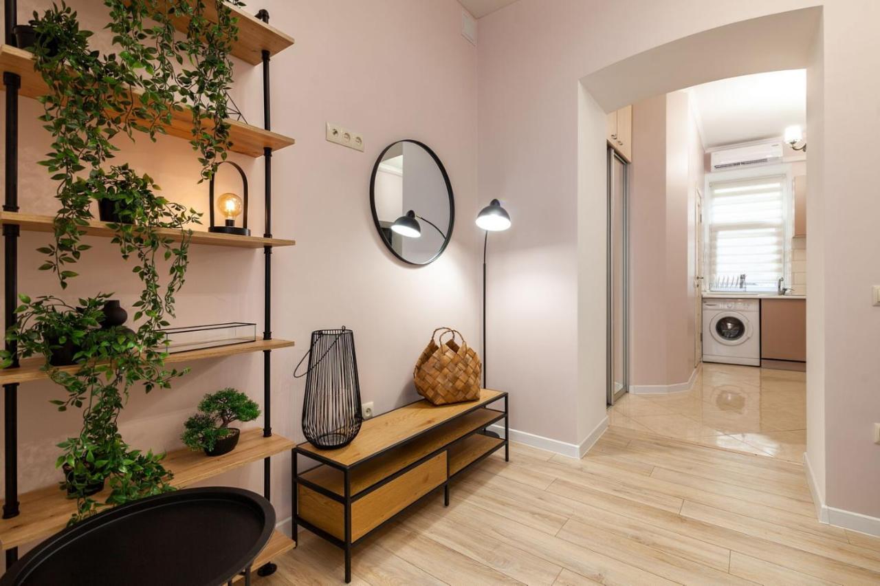 Avangard Magnus Apartment 利沃夫 外观 照片